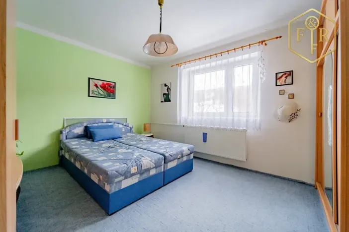 Prodej rodinného domu, Petrovice, 246 m2