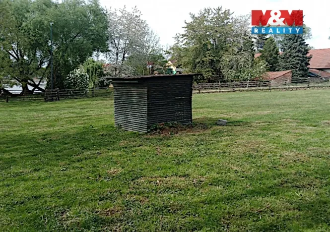 Prodej komerčního pozemku, Přerov nad Labem, 883 m2