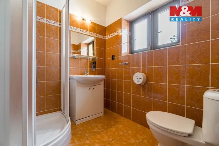 Prodej ubytování, Černá Voda, 660 m2