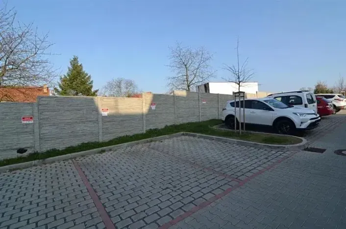 Pronájem bytu 1+kk, Vestec, U Hrubých, 35 m2