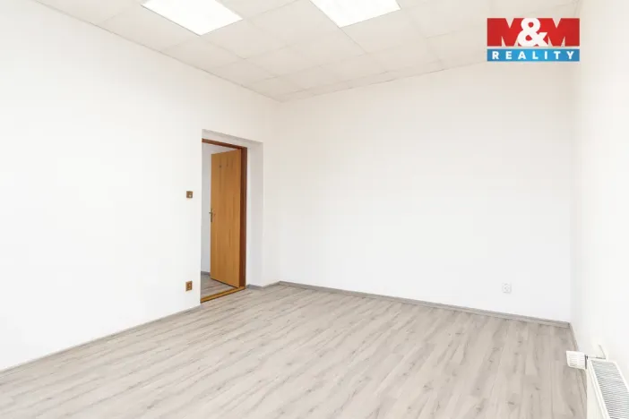 Pronájem kanceláře, Ostrava - Mariánské Hory, Raisova, 30 m2