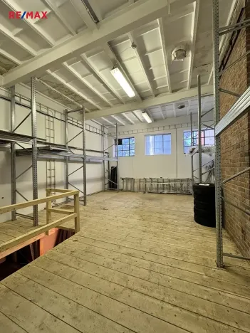 Prodej skladu, Veverská Bítýška, 250 m2