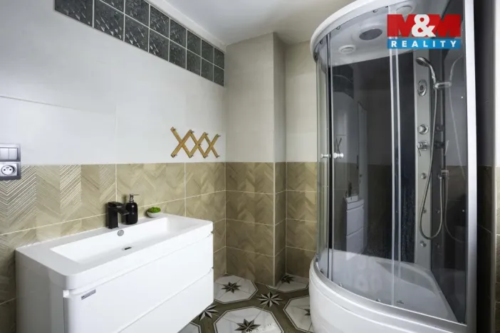 Prodej rodinného domu, Velká nad Veličkou, 194 m2