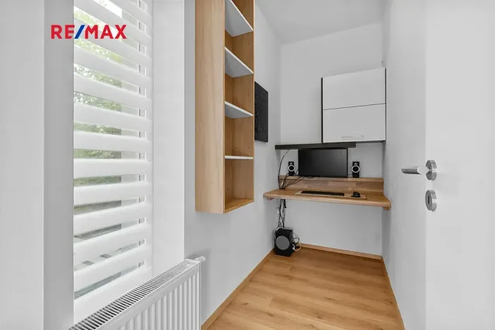 Pronájem bytu 1+kk, Plzeň, K Zelené louce, 40 m2