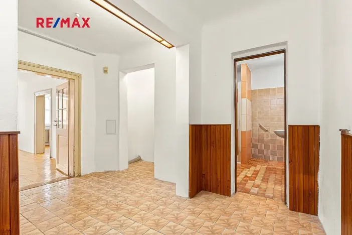 Prodej bytu 4+1, Praha - Malá Strana, Valdštejnská, 117 m2