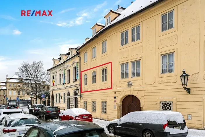 Prodej bytu 4+1, Praha - Malá Strana, Valdštejnská, 117 m2