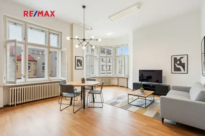 Prodej vily, Jablonec nad Nisou, 28. října, 600 m2