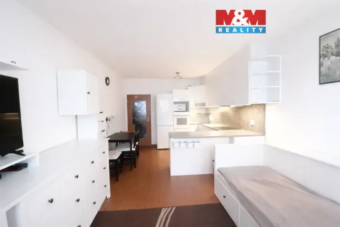 Prodej bytu 2+kk, Praha - Horní Měcholupy, Hornoměcholupská, 45 m2