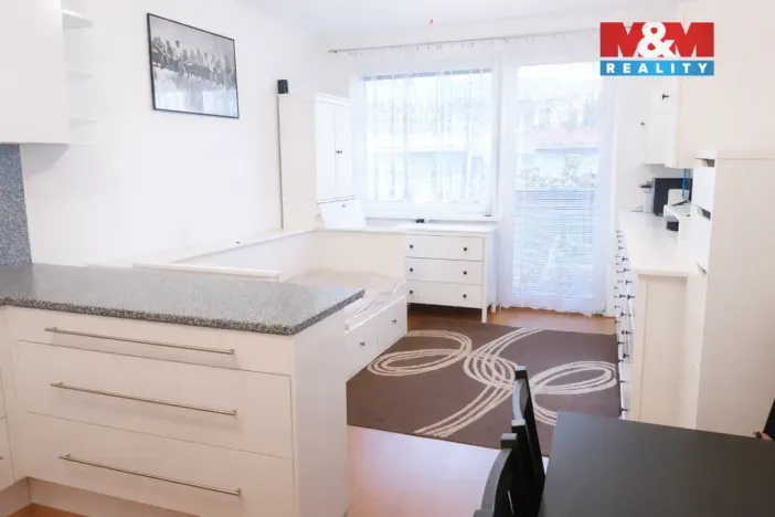 Prodej bytu 2+kk, Praha - Horní Měcholupy, Hornoměcholupská, 45 m2