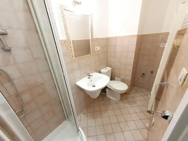 Pronájem bytu 2+kk, Praha - Smíchov, Plzeňská, 38 m2