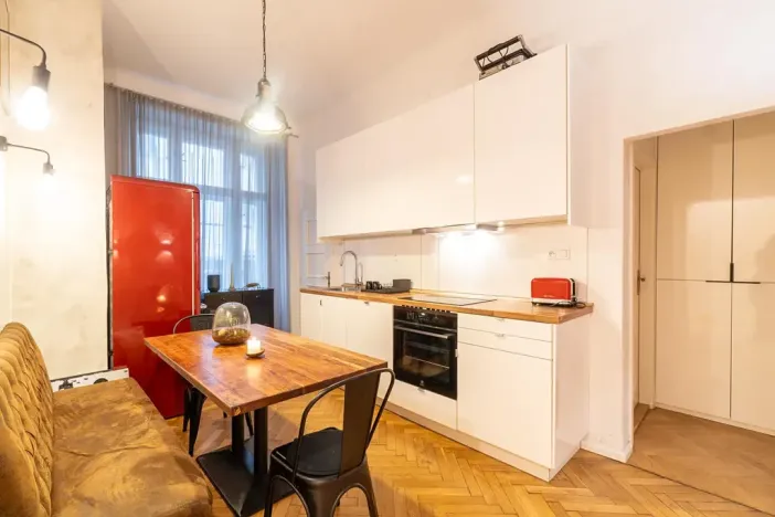 Pronájem bytu 2+1, Praha - Nové Město, Na výtoni, 85 m2