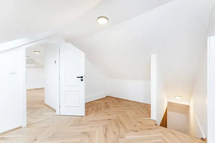 Prodej bytu 4+kk, Praha - Vršovice, Žitomírská, 120 m2