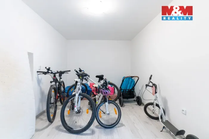 Prodej rodinného domu, Ohrozim, 179 m2