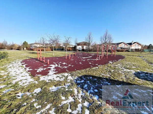 Prodej bytu 2+kk, Praha - Pitkovice, Lošáková, 67 m2