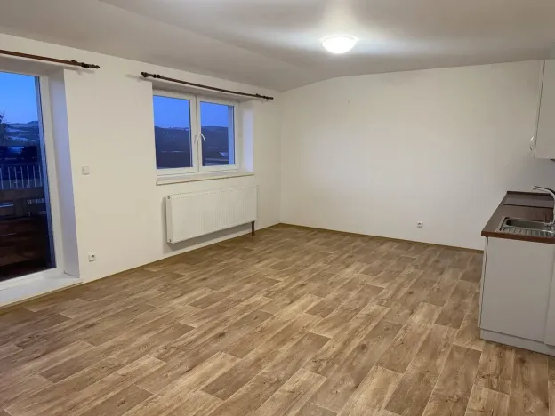 Pronájem bytu 1+kk, Napajedla, Masarykovo náměstí, 37 m2