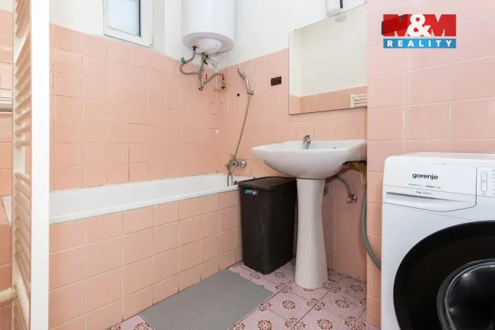 Prodej rodinného domu, Pardubice - Svítkov, Žižkova, 140 m2