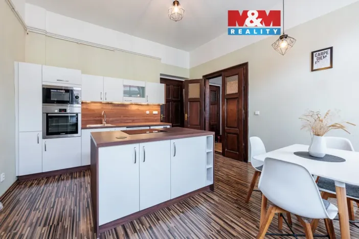 Prodej bytu 3+1, Aš, Sadová, 85 m2