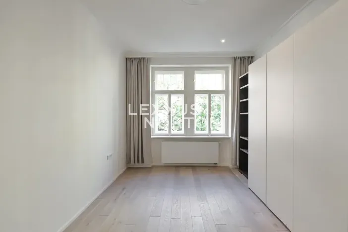 Pronájem bytu 3+kk, Praha - Vinohrady, náměstí Jiřího z Poděbrad, 138 m2