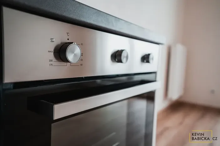 Pronájem bytu 1+kk, Brno, Kumpoštova, 30 m2