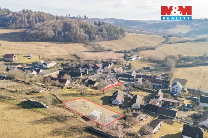 Prodej pozemku pro bydlení, Chlumy, 1064 m2