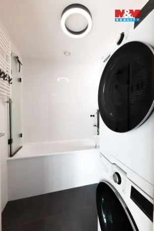 Prodej bytu 3+kk, Praha - Libeň, Novovysočanská, 67 m2