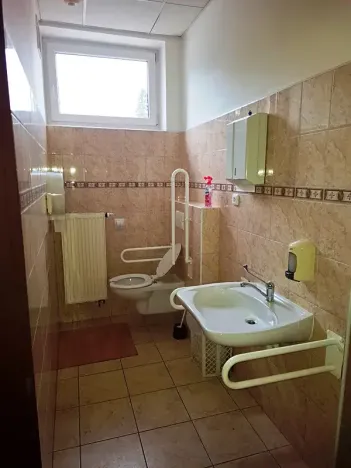 Pronájem kanceláře, Nový Jičín, 180 m2