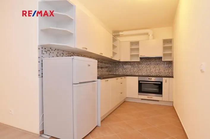 Pronájem bytu 1+kk, Praha - Hlubočepy, Miloše Havla, 35 m2