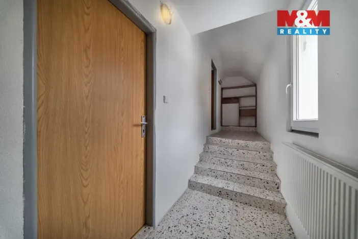 Pronájem bytu 2+1, Nepomuk, náměstí Augustina Němejce, 64 m2