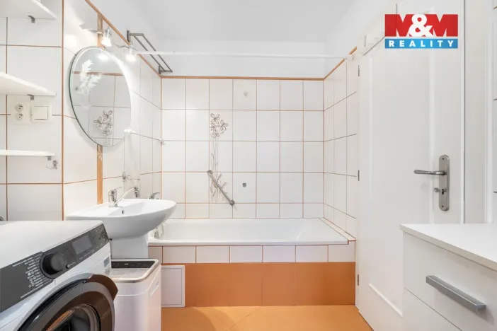 Prodej bytu 3+1, Doksy, Žižkova, 55 m2