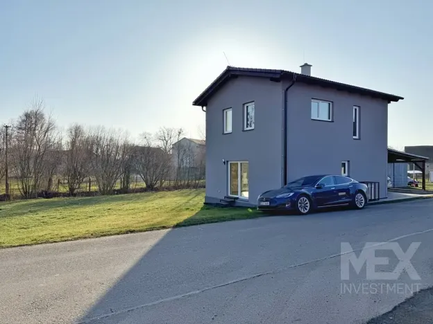 Prodej rodinného domu, Uhersko, 84 m2