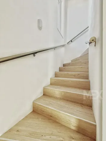 Prodej rodinného domu, Uhersko, 84 m2