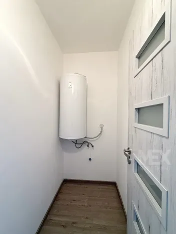 Prodej rodinného domu, Uhersko, 84 m2