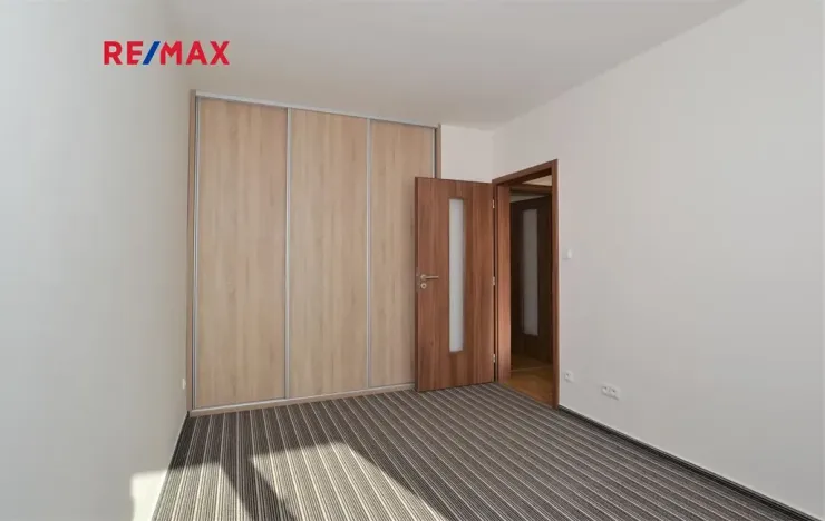 Pronájem bytu 2+kk, Plzeň, Vltavínová, 54 m2