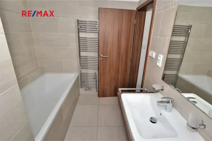 Pronájem bytu 2+kk, Plzeň, Vltavínová, 54 m2