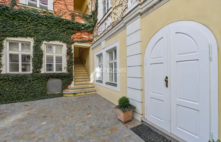 Pronájem bytu 4+kk, Praha - Malá Strana, Vlašská, 179 m2