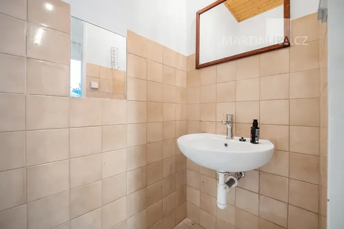 Prodej obchodního prostoru, Praha - Vršovice, Kazašská, 32 m2