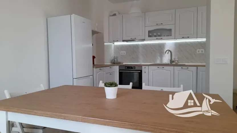 Prodej bytu 3+kk, Balčik, Bulharsko, 100 m2