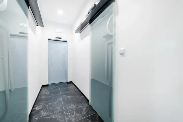 Pronájem obchodního prostoru, Mělník, Bezručova, 35 m2