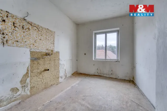 Prodej rodinného domu, Stříbro - Otročín, 300 m2