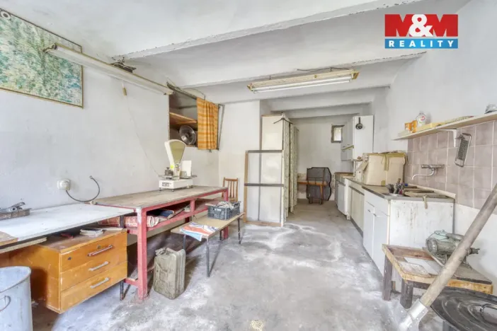 Prodej rodinného domu, Stříbro - Otročín, 300 m2