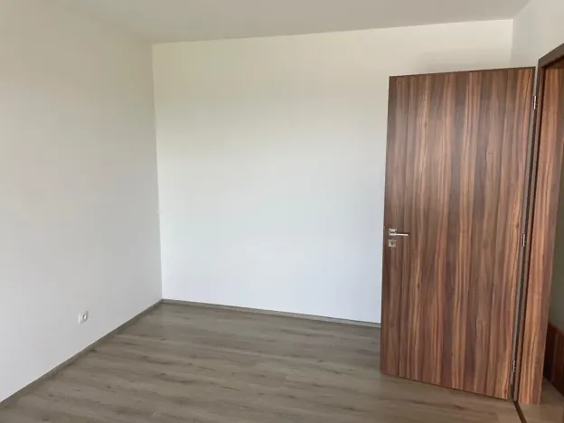 Pronájem bytu 2+kk, Pardubice, Pod Vinicí, 61 m2