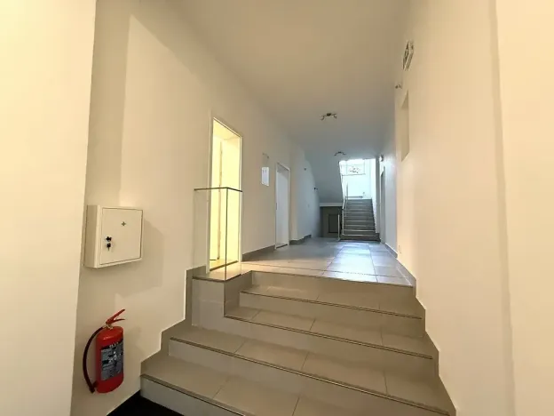 Pronájem kanceláře, Brno, Kosmákova, 12 m2