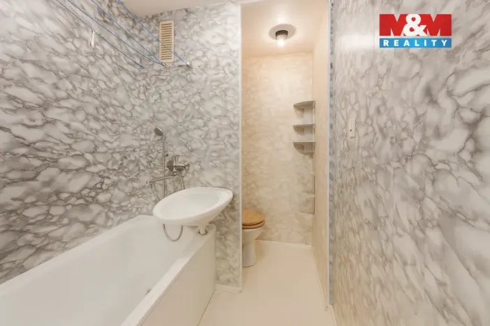 Pronájem bytu 1+1, Chomutov, Borová, 35 m2