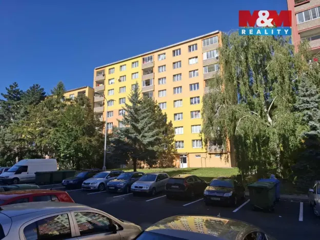 Pronájem bytu 1+1, Chomutov, Borová, 35 m2