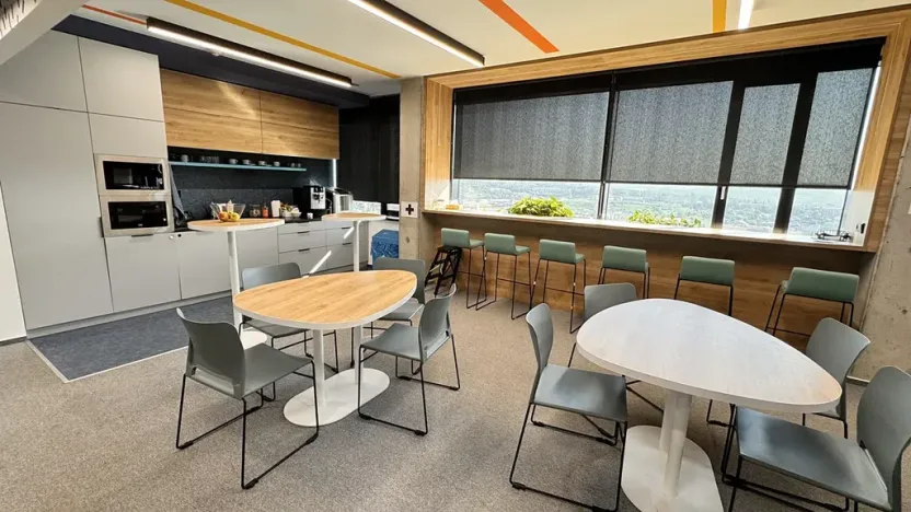 Pronájem kanceláře, Brno, Šumavská, 502 m2