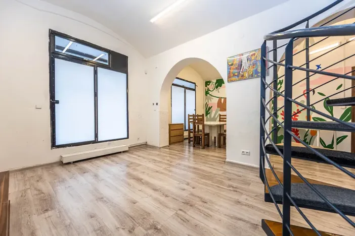 Pronájem obchodního prostoru, Praha - Žižkov, Husitská, 135 m2