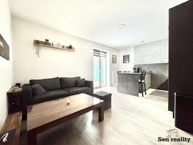 Prodej bytu 2+kk, Milovice, Armádní, 48 m2