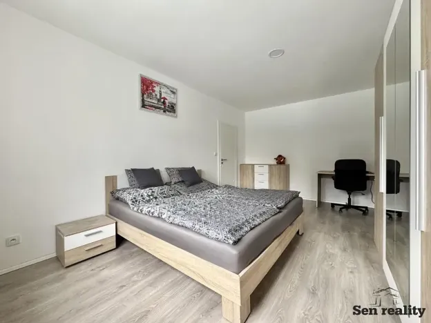 Prodej bytu 2+kk, Milovice, Armádní, 48 m2