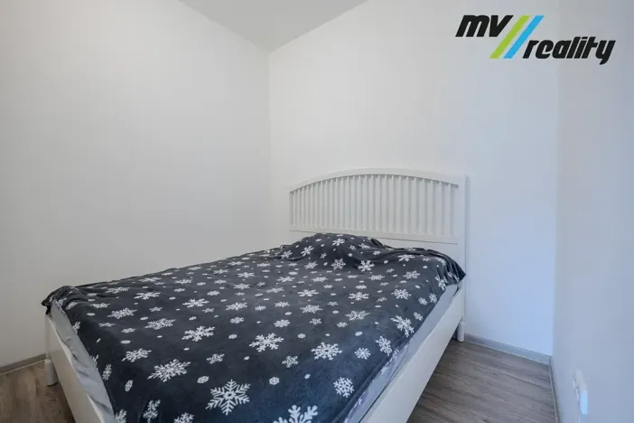 Prodej bytu 1+1, Milovice, Topolová, 44 m2