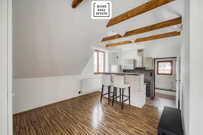 Pronájem apartmánu, Praha - Dolní Měcholupy, U svornosti, 117 m2